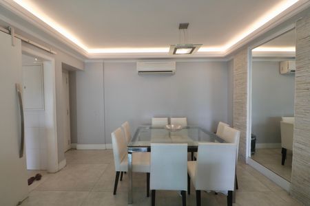 Apartamento para alugar com 118m², 4 quartos e 2 vagas Apartamento para alugar com 118m², 4 quartos e 2 vagasSala