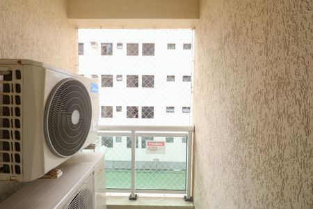Apartamento para alugar com 118m², 4 quartos e 2 vagas Apartamento para alugar com 118m², 4 quartos e 2 vagasVaranda