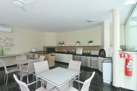 Apartamento para alugar com 118m², 4 quartos e 2 vagas