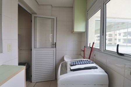 Apartamento para alugar com 118m², 4 quartos e 2 vagas Apartamento para alugar com 118m², 4 quartos e 2 vagasÁrea de Serviço