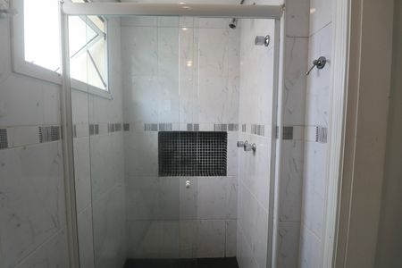 Apartamento para alugar com 118m², 4 quartos e 2 vagas Apartamento para alugar com 118m², 4 quartos e 2 vagasBanheiro Suíte