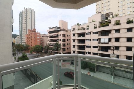Apartamento para alugar com 118m², 4 quartos e 2 vagas Apartamento para alugar com 118m², 4 quartos e 2 vagasVaranda