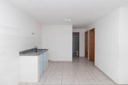 Cozinha de apartamento para alugar com 2 quartos, 40m² em Vila Maria Alta, São Paulo