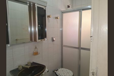 Casa à venda com 135m², 3 quartos e 2 vagas Casa à venda com 135m², 3 quartos e 2 vagasBanheiro