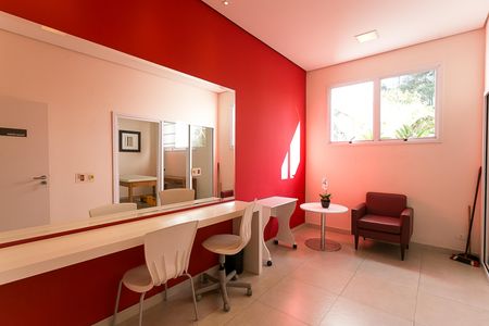 Apartamento à venda com 46m², 1 quarto e 1 vaga Apartamento à venda com 46m², 1 quarto e 1 vagaespaço mulher