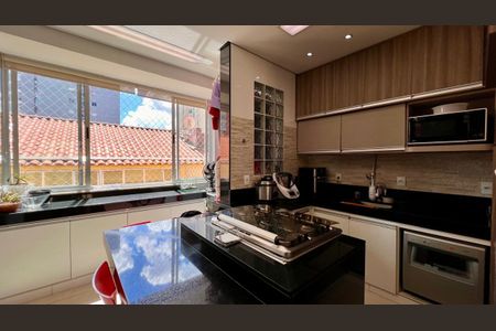 Apartamento à venda com 99m², 3 quartos e 1 vagacozinha