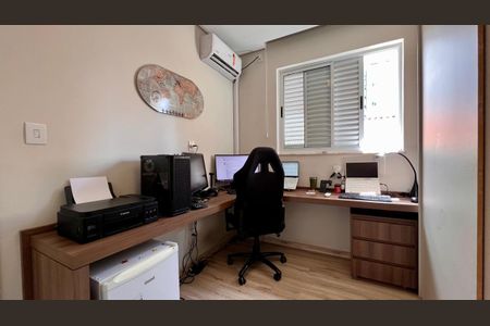 Apartamento à venda com 99m², 3 quartos e 1 vagaquarto 