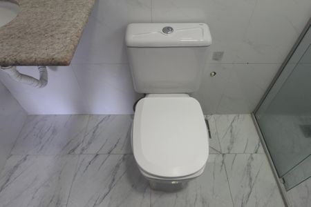 Casa à venda com 390m², 3 quartos e 2 vagasBanheiro da Suite