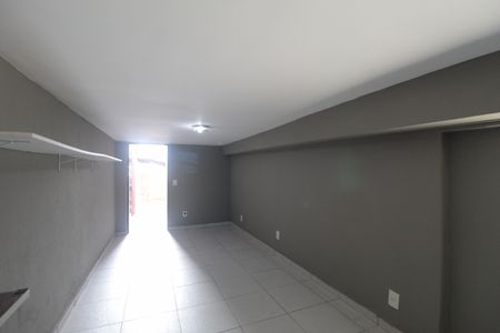 Casa à venda com 390m², 3 quartos e 2 vagasPorão
