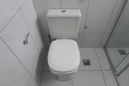 Casa à venda com 390m², 3 quartos e 2 vagasBanheiro da Suite 2