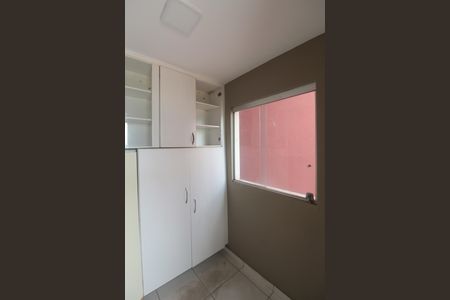 Casa à venda com 390m², 3 quartos e 2 vagasQuarto de Serviço