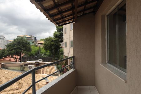 Casa à venda com 390m², 3 quartos e 2 vagasÁrea de Serviço