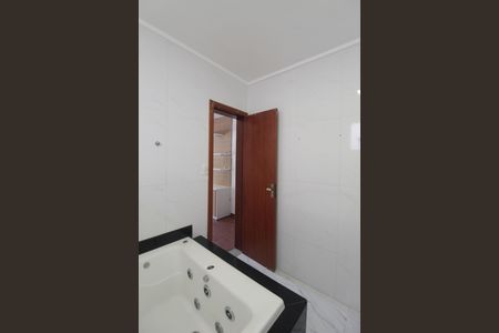 Casa à venda com 390m², 3 quartos e 2 vagasBanheiro da Suite