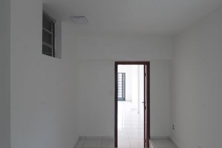 Casa à venda com 390m², 3 quartos e 2 vagasSuite 3