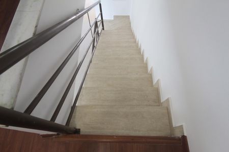 Casa à venda com 390m², 3 quartos e 2 vagasCorredor