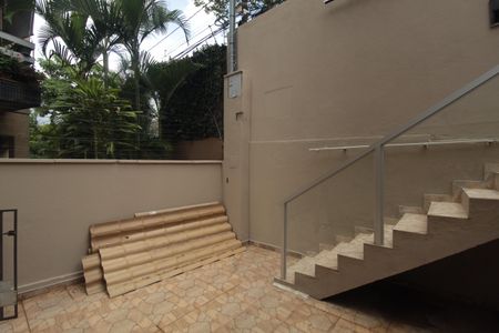 Casa à venda com 390m², 3 quartos e 2 vagasCorredor Externo