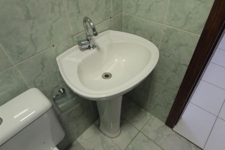 Casa à venda com 390m², 3 quartos e 2 vagasBanheiro da Suite 3