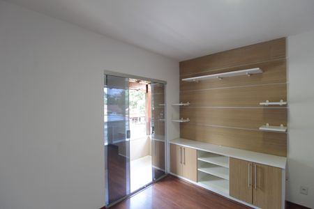 Casa à venda com 390m², 3 quartos e 2 vagasSuite