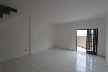 Casa à venda com 390m², 3 quartos e 2 vagasSalão de Festas