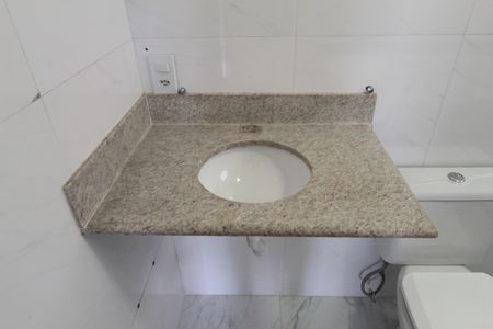 Casa à venda com 390m², 3 quartos e 2 vagasBanheiro da Suite