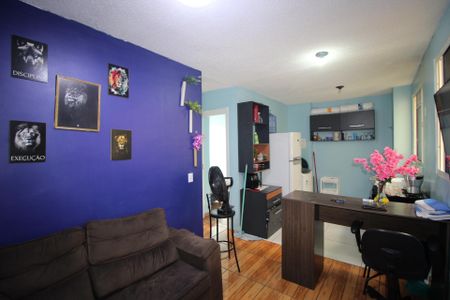 Sala de apartamento para alugar com 2 quartos, 39m² em Santa Fé, Porto Alegre