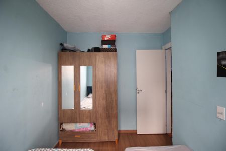Quarto 1 de apartamento para alugar com 2 quartos, 39m² em Santa Fé, Porto Alegre