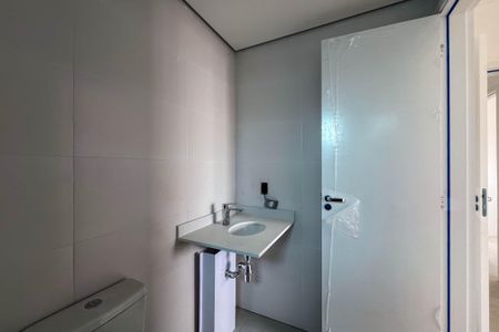 Apartamento à venda com 65m², 2 quartos e 1 vaga Apartamento à venda com 65m², 2 quartos e 1 vagaBanheiro do quarto 1