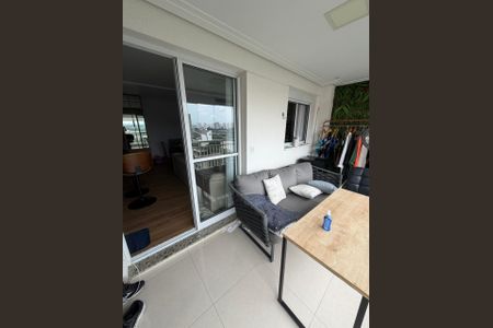 Apartamento à venda com 74m², 3 quartos e 2 vagas Apartamento à venda com 74m², 3 quartos e 2 vagasVaranda