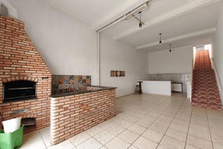 Casa à venda com 135m², 3 quartos e 2 vagasÁrea comum - Churrasqueira