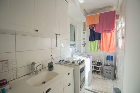 Apartamento para alugar com 44m², 2 quartos e 1 vaga Apartamento para alugar com 44m², 2 quartos e 1 vagaCozinha e Área de Serviço