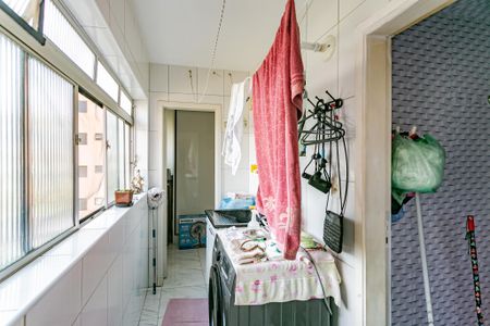 Apartamento à venda com 58m², 3 quartos e 1 vagaÁrea de Serviço