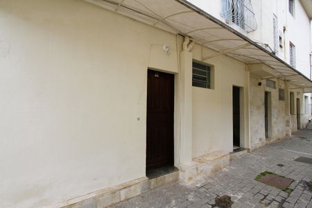 Apartamento para alugar com 65m², 2 quartos e 2 vagasEntrada