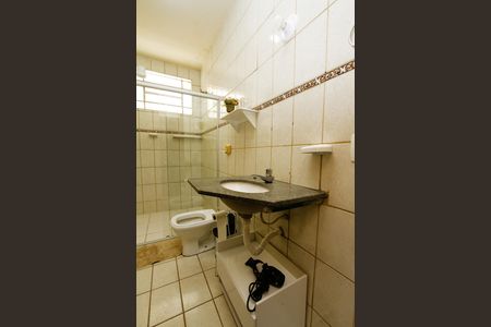 Apartamento para alugar com 65m², 2 quartos e 2 vagasBanheiro Social