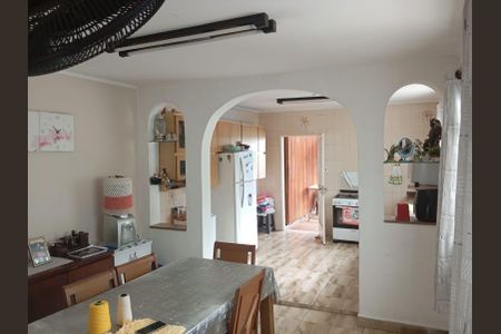 Foto 02 de casa à venda com 2 quartos, 153m² em Vila Formosa, São Paulo