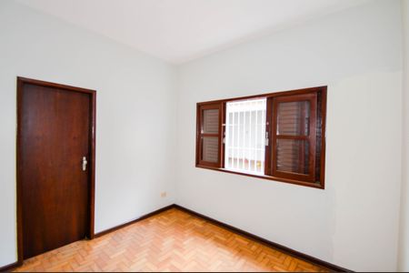 Casa à venda com 248m², 3 quartos e 2 vagasQuarto 3 - Suíte