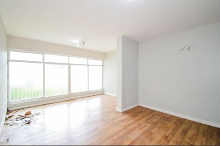 Sala de casa à venda com 3 quartos, 248m² em Jardim Maia, Guarulhos