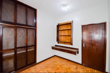 Casa à venda com 248m², 3 quartos e 2 vagasQuarto 2