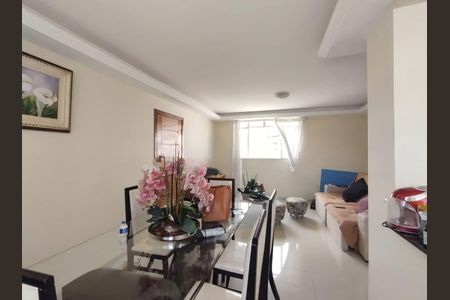 Sala de apartamento à venda com 3 quartos, 89m² em Carlos Prates, Belo Horizonte