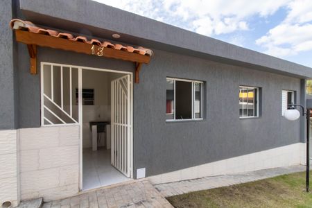 Casa de condomínio para alugar com 40m², 1 quarto e sem vagaFachada