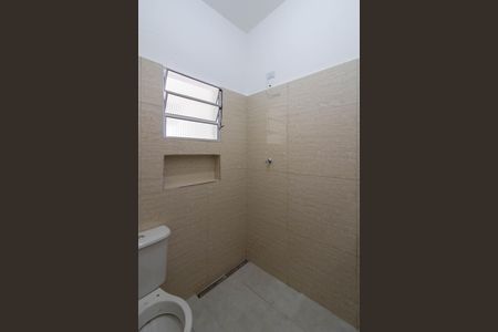 Casa de condomínio para alugar com 40m², 1 quarto e sem vagaBanheiro