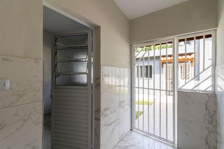 Casa de condomínio para alugar com 40m², 1 quarto e sem vagaArea de Serviço 