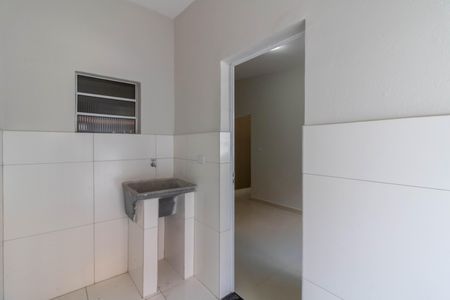 Casa de condomínio para alugar com 40m², 1 quarto e sem vagaBanheiro