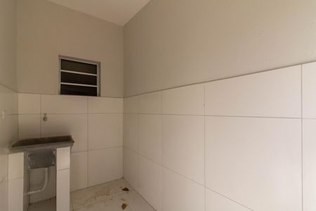 Casa de condomínio para alugar com 40m², 1 quarto e sem vagaArea de Serviço 