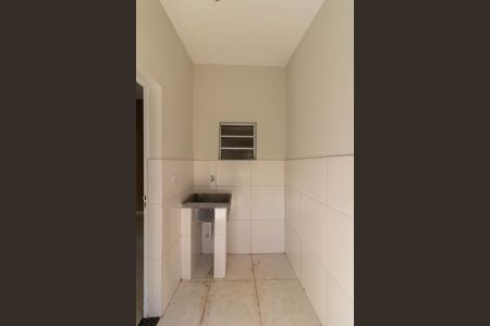 Casa de condomínio para alugar com 40m², 1 quarto e sem vagaArea de Serviço 