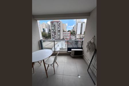 Varanda de kitnet/studio à venda com 1 quarto, 27m² em Cerqueira César, São Paulo