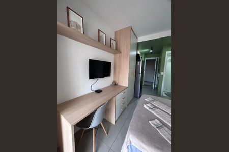 Sala/Quarto de kitnet/studio à venda com 1 quarto, 27m² em Cerqueira César, São Paulo