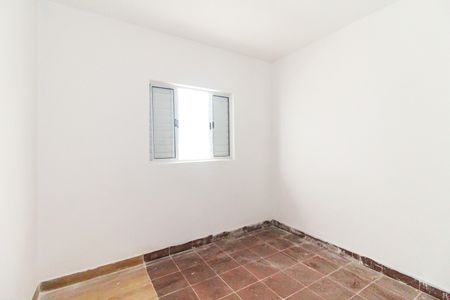Quarto de casa para alugar com 1 quarto, 19m² em Vila Carmosina, São Paulo