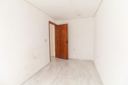 Quarto de casa para alugar com 1 quarto, 24m² em Vila Carmosina, São Paulo