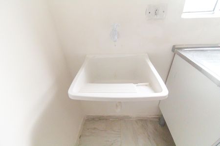 Casa para alugar com 30m², 1 quarto e sem vagaCozinha e Área de Serviço