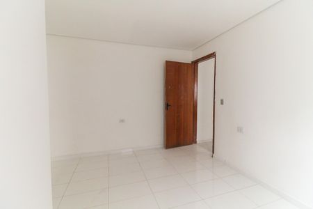 Suíte de casa para alugar com 1 quarto, 30m² em Vila Carmosina, São Paulo